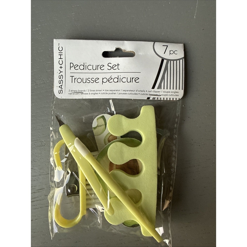 sassy chic Pedicure Set Green